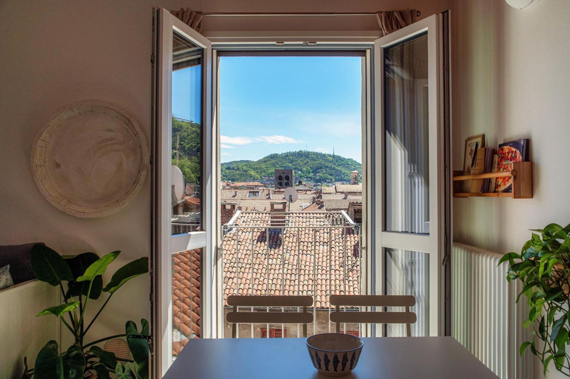 Casa Luna By Quokka 360 - Como Cathedral And City View ภายนอก รูปภาพ